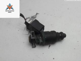 форсунка Volkswagen Golf 4 поколение 1999, 1.6 л., бензин, МКПП, синий, хетчбэк 5 дв., 037906031AA