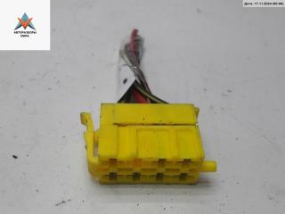 разъем (фишка) проводки Volkswagen Passat B4 1996, 1.8 л., бензин, МКПП, зелёный, седан, 357971971A