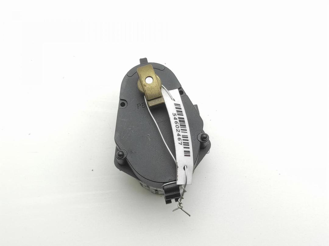 моторчик заслонки печки BMW 3 E36 1997, 1.6 л., бензин, МКПП, серый, универсал, 8362937