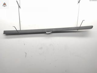 молдинг двери задней левой BMW 3 серия E46 1999, 2.0 л., бензин, МКПП, серый, седан, 8208451