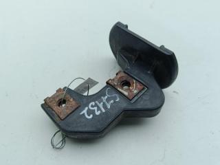 кронштейн переднего бампера BMW 5 E39 2001, 2.0 л., дизель, МКПП, зелёный, универсал, 8159361