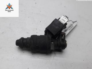 форсунка Volkswagen Golf 4 поколение 1999, 1.6 л., бензин, МКПП, синий, хетчбэк 5 дв., 037906031AA