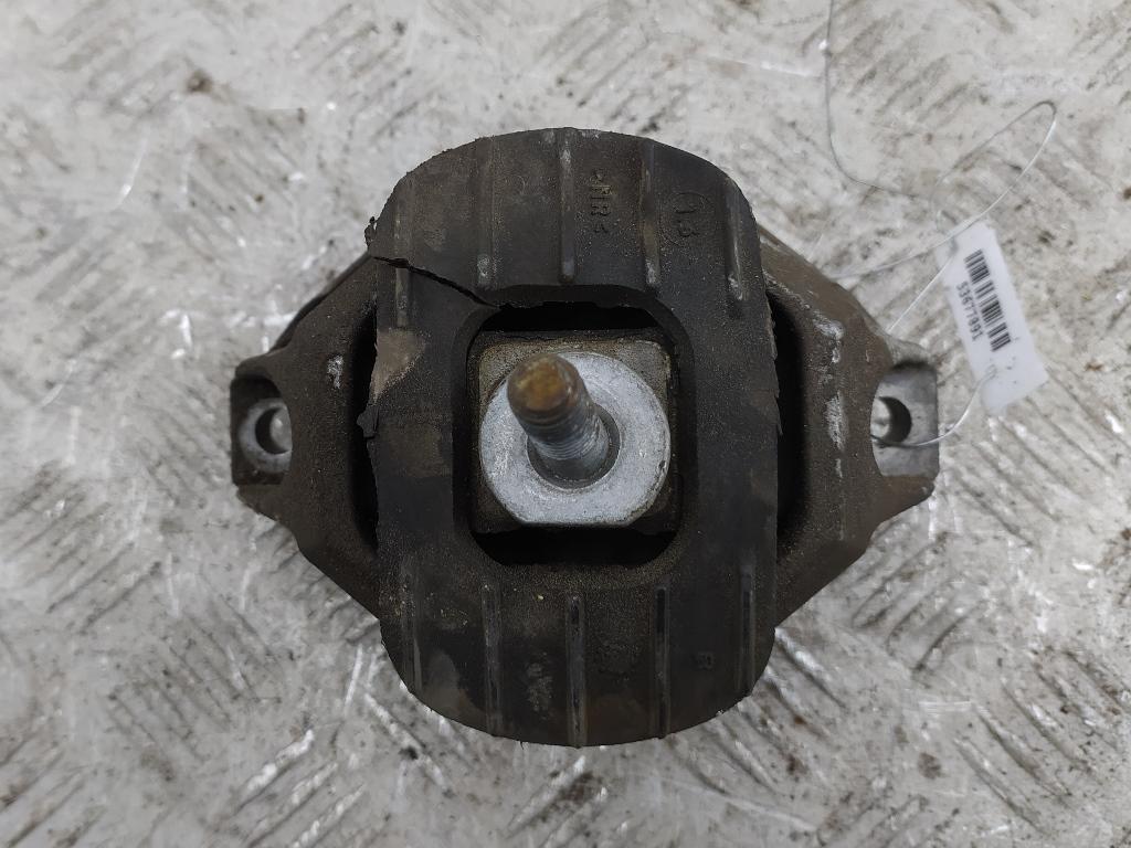 подушка крепления двигателя BMW 5 E60/E61 2004, 2.5 л., бензин, АКПП, серый, седан