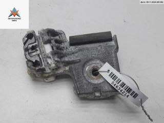 кронштейн (крепление) Volkswagen Golf 4 поколение 1998, 1.9 л., дизель, МКПП, чёрный, хетчбэк 3 дв., 996232