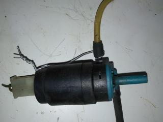 насос (моторчик) омывателя стекла Volkswagen Transporter T4 1995, красный, микроавтобус