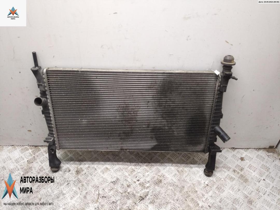 радиатор охлаждения Ford Transit 7 поколение 2008, 2.2 л., дизель, МКПП, белый, микроавтобус - фото №1