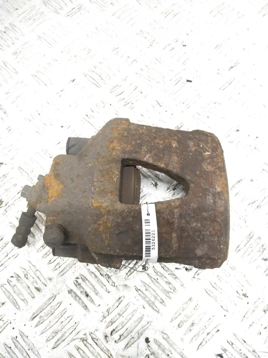 суппорт передний правый Audi A3 8L 1998, 1.6 л., бензин, МКПП, серый, хетчбэк 3 дв.
