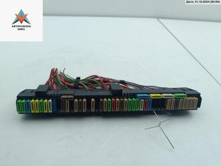 блок предохранителей BMW 5 серия E39 1997, 2.8 л., бензин, АКПП, серый, универсал, 8366570