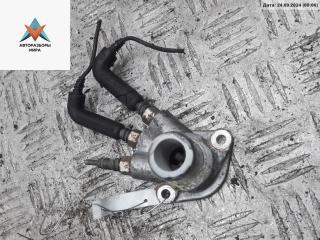 фланец (тройник) системы охлаждения Volkswagen Golf 4 поколение 2000, 1.9 л., дизель, МКПП, белый, универсал, 028121145B