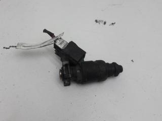 форсунка Volkswagen Bora 1998, 1.6 л., бензин, МКПП, зелёный, седан, 037906031AA