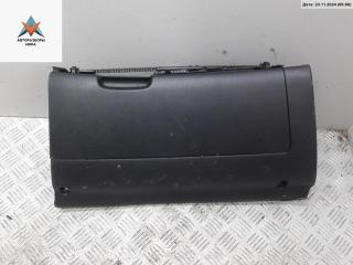 бардачок Skoda Octavia mk2 (A5 1Z) 2007, 1.6 л., бензин, МКПП, красный, универсал, 1Z1857097