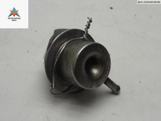 регулятор давления топлива Volkswagen Bora 1 поколение 2001, 1.6 л., бензин, МКПП, синий, седан, 038133035A