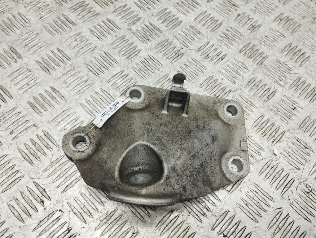 кронштейн двигателя BMW 5 E60/E61 2005, 2.5 л., бензин, АКПП, серый, универсал, 6768521