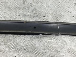 молдинг двери задней левой Volkswagen Golf 5 поколение 2005, 2.0 л., дизель, МКПП, красный, хетчбэк 5 дв., 1K4853753