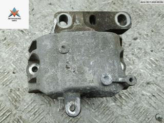 подушка крепления двигателя Volkswagen Touran 1 поколение 2004, 1.6 л., бензин, МКПП, синий, минивэн