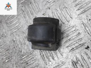 крепление стабилизатора / втулки стабилизатора Volkswagen Passat B5 1999, 1.8 л., бензин, МКПП, чёрный, седан, 4D0411327