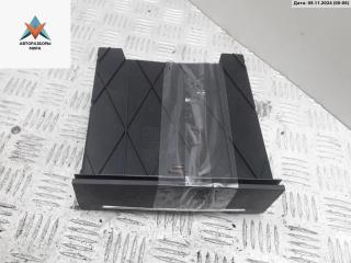 подстаканник Skoda Superb 1 поколение [рестайлинг] 2008, 2.0 л., дизель, МКПП, серый, седан, 6Y0858332