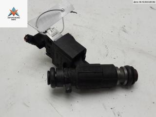 форсунка Volkswagen Golf 3 поколение 1996, 1.4 л., бензин, МКПП, красный, хетчбэк 5 дв., 030906031E