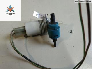 насос (моторчик) омывателя стекла Volkswagen Transporter T4 1994, красный, микроавтобус