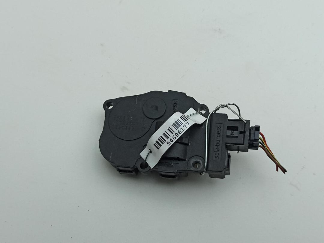 моторчик заслонки печки BMW 3 серия E90/E91/E92/E93 2007, 2.0 л., дизель, МКПП, серый, седан, 26012006 - фото №1