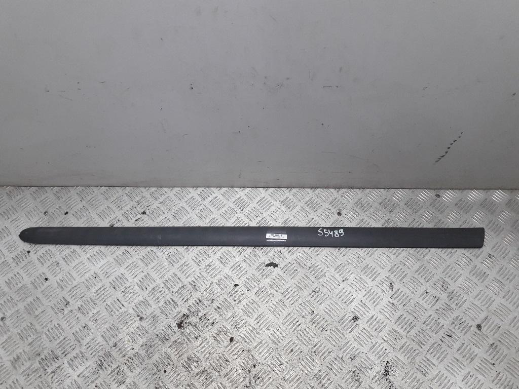 молдинг двери передней левой SEAT Ibiza 2007, 1.4 л., бензин, МКПП, серый, хетчбэк 3 дв.