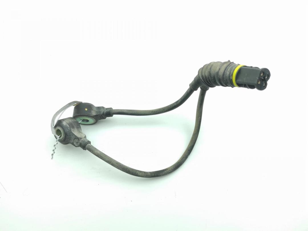датчик детонации BMW 5 E39 1996, 2.5 л., бензин, МКПП, серый, седан, 1703276