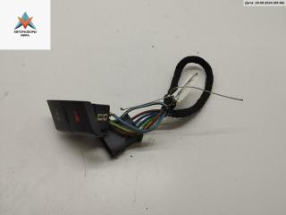 кнопка центрального замка Audi A6 4B/C5 1998, 2.4 л., бензин, МКПП, синий, универсал, 4B1962107