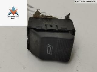 кнопка стеклоподъемника переднего левого Audi A4 B5 1996, 2.6 л., бензин, АКПП, зелёный, универсал, 4D0959855