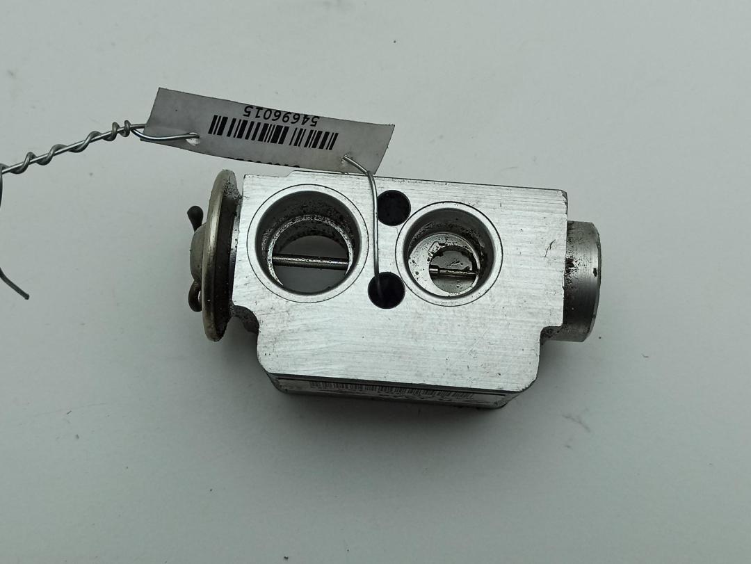 расширительный клапан кондиционера BMW 3 E90/E91/E92/E93 2007, 2.0 л., дизель, МКПП, серый, седан, 6981484