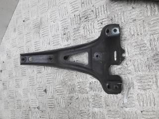 кронштейн (крепление) Volkswagen Golf 4 поколение 1999, 1.9 л., дизель, МКПП, чёрный, универсал, 1J0