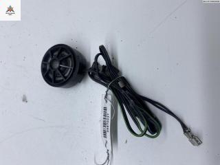 динамик высокочастотный (пищалка) Audi A4 B5 1997, 1.6 л., бензин, МКПП, чёрный, седан, 8D10035399