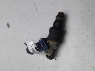 форсунка Volkswagen Passat B4 1994, 1.6 л., бензин, МКПП, синий, универсал, 037906031