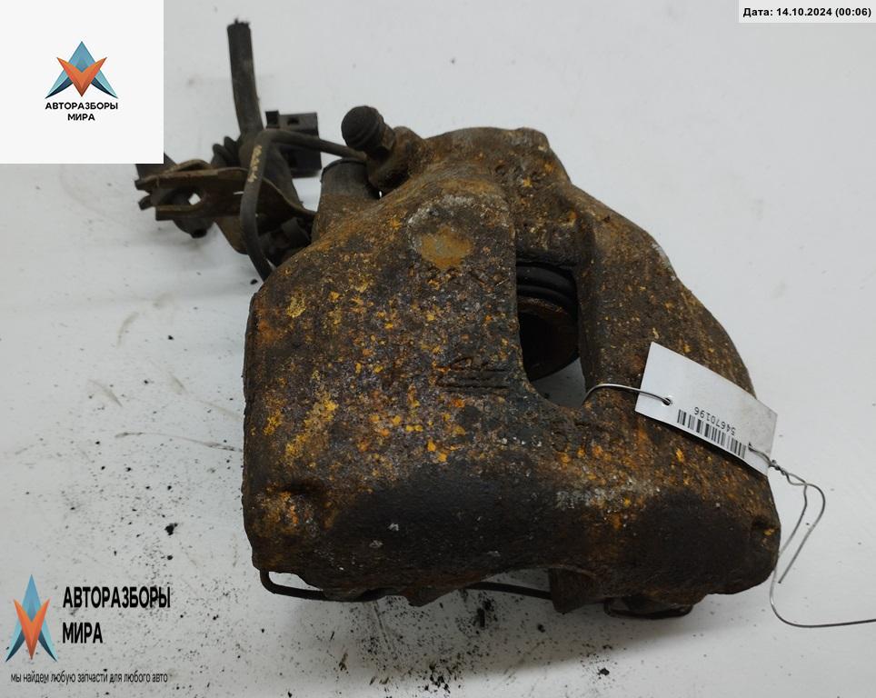 суппорт передний левый Audi A4 B6 2002, 2.5 л., дизель, АКПП, чёрный, универсал - фото №1