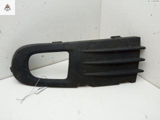 заглушка (решетка) в бампер Volvo S40 2 поколение 2006, 2.0 л., дизель, МКПП, серый, универсал, 30655884