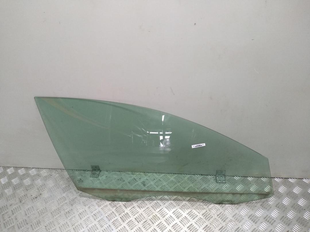 стекло двери передней правой Volkswagen Passat B6 2008, 2.0 л., дизель, МКПП, чёрный, универсал, AS2