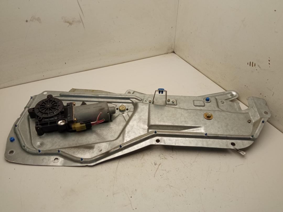 стеклоподъемник электрический задний правый Volvo S70 / V70 1999, 2.4 л., бензин, МКПП, чёрный, универсал, 9152726
