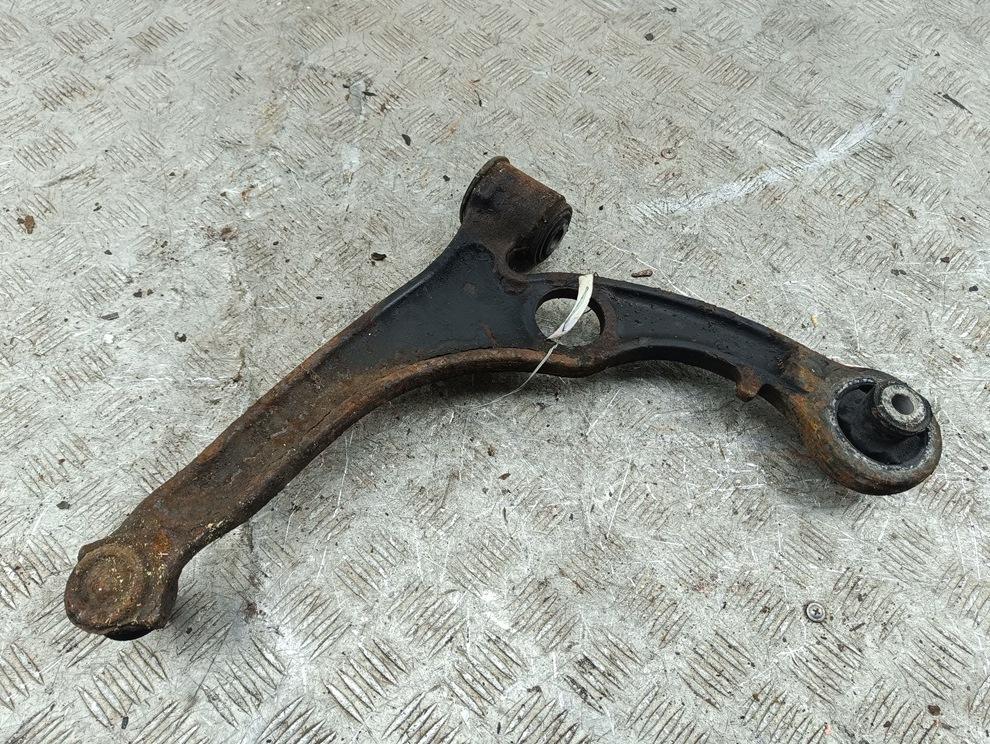 рычаг передний правый Fiat Stilo 1 поколение 2004, 1.9 л., дизель, МКПП, серый, универсал - фото №1