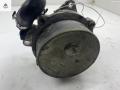 насос вакуумный Audi A4 B6 2002, 2.5 л., дизель, АКПП, чёрный, универсал, 057145100C - фото №2