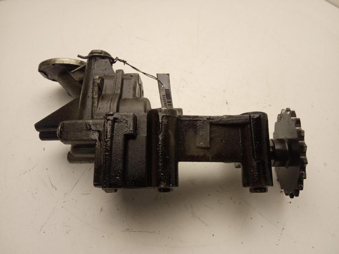 насос масляный Volvo S40 / V40 2003, 1.9 л., дизель, МКПП, серый, универсал, 7700600252