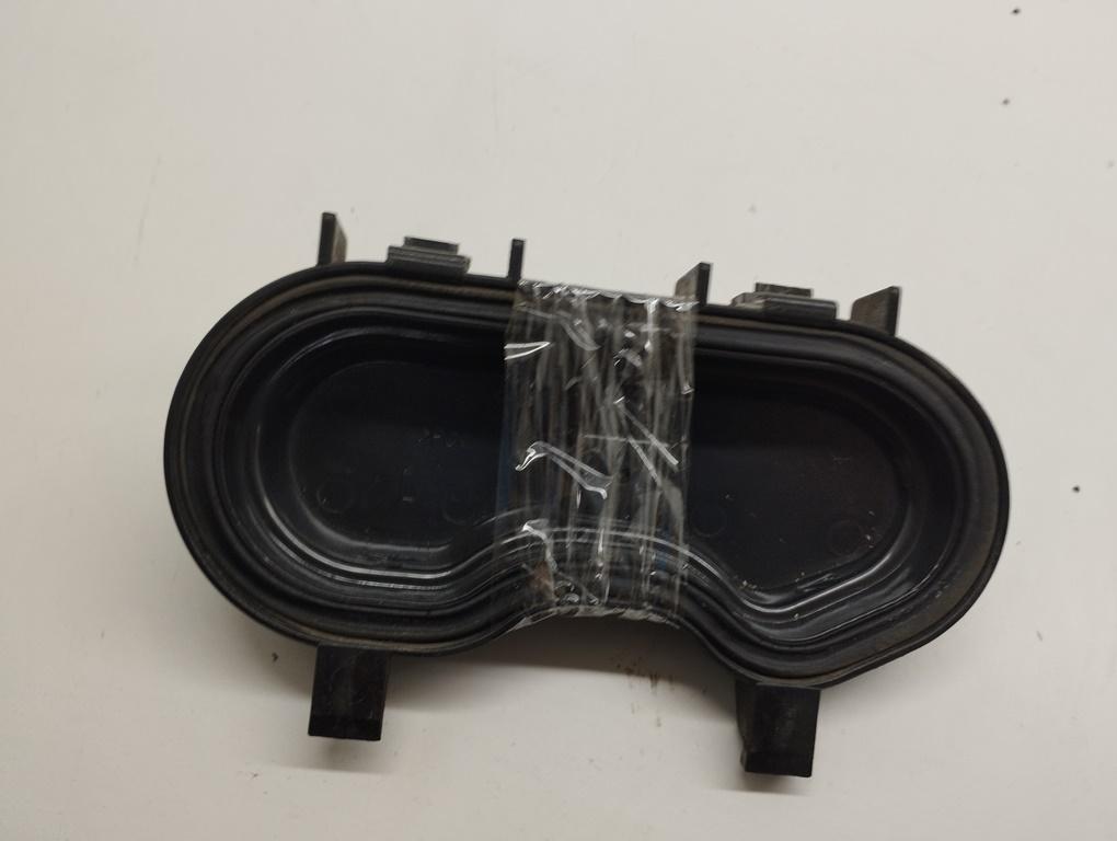 крышка фары Audi A3 8L 1998, 1.9 л., дизель, МКПП, чёрный, хетчбэк 3 дв., 205040