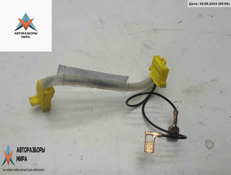 разъем (фишка) проводки Volkswagen Passat B5 1997, 1.8 л., бензин, МКПП, красный, универсал, 1J0973605C - фото №1