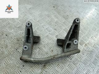 кронштейн КПП Mercedes-Benz Vito-1 W638 2000, 2.2 л., дизель, МКПП, белый, микроавтобус, 6382660501