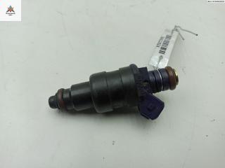 форсунка Renault Megane 1 поколение 1996, 1.6 л., бензин, МКПП, красный, хетчбэк 5 дв., 866313