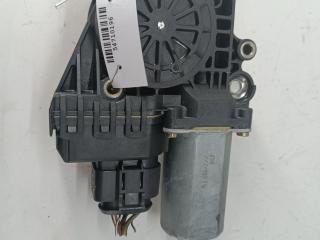 моторчик стеклоподъемника передний правый Audi A6 4B/C5 1999, 2.4 л., бензин, АКПП, серый, универсал, 0130821774