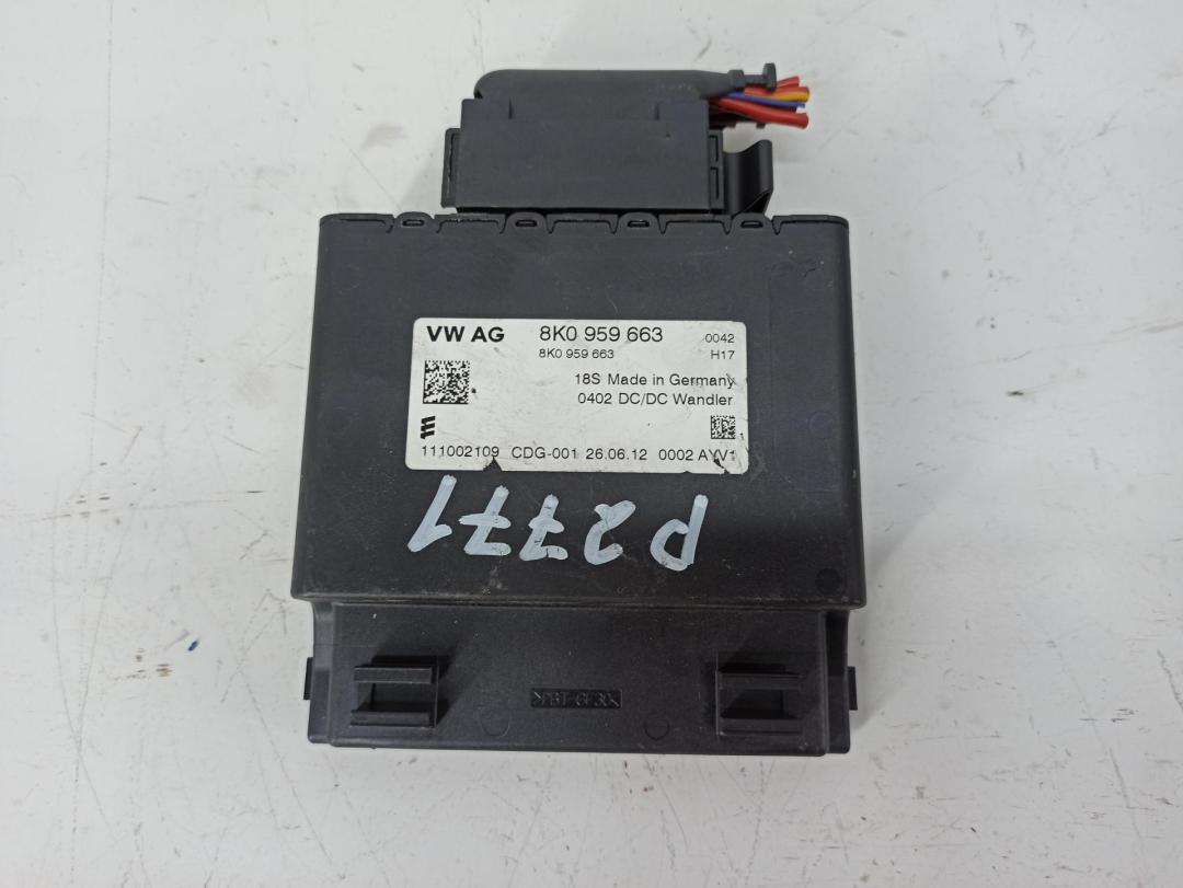 блок управления (другие) Audi Q3 8U 2012, 2.0 л., дизель, АКПП, серый, внедорожник 5 дв., 8K0959663
