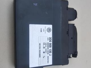 блок управления центральным замком Volkswagen Touareg 1 поколение 2004, 2.5 л., дизель, АКПП, серый, внедорожник 5 дв., 3D0909135J