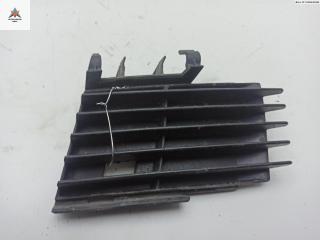 заглушка (решетка) в бампер Opel Vectra C 2003, 2.2 л., дизель, МКПП, чёрный, седан, 09186127