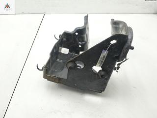 кронштейн (крепление) Peugeot 207 1 поколение 2007, 1.4 л., бензин, МКПП, красный, хетчбэк 3 дв., 222600