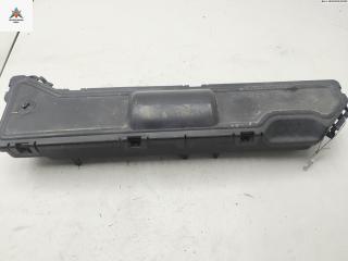 короб предохранителей Citroen C5 1 поколение [рестайлинг] 2007, 2.0 л., дизель, МКПП, красный, универсал, 9664396080