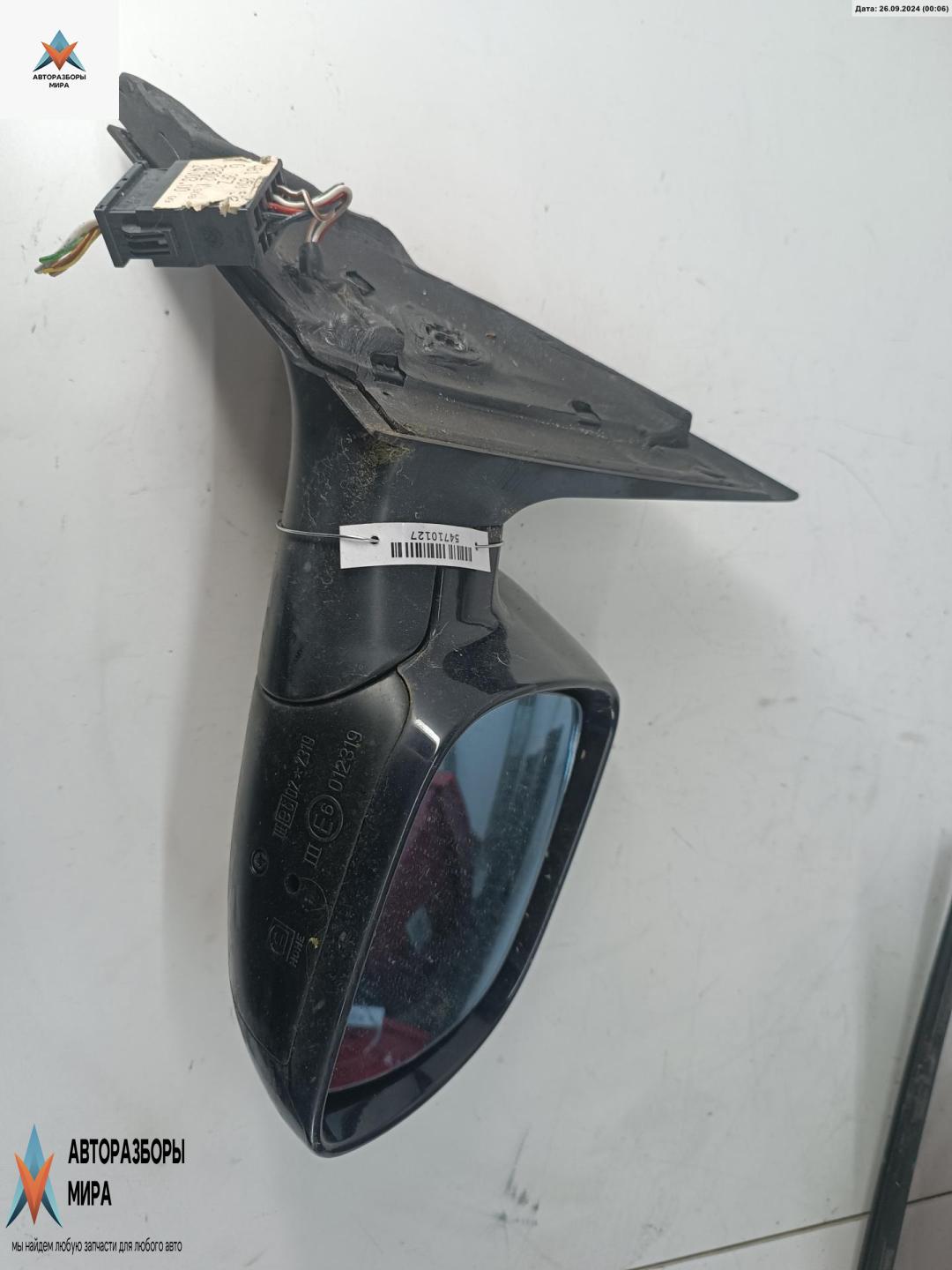 зеркало правое Audi A6 4B/C5 1999, 2.4 л., бензин, АКПП, серый, универсал, 4B1858532 - фото №1